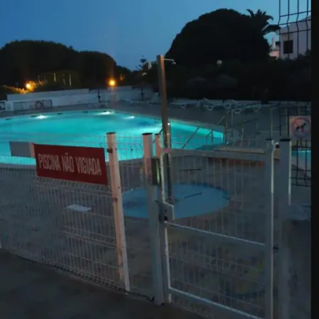 Ground Floor Baiona Club Flat * Porches (Algarve)